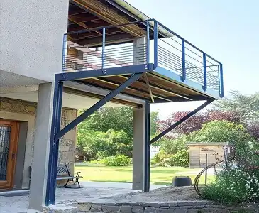 Roof construction company